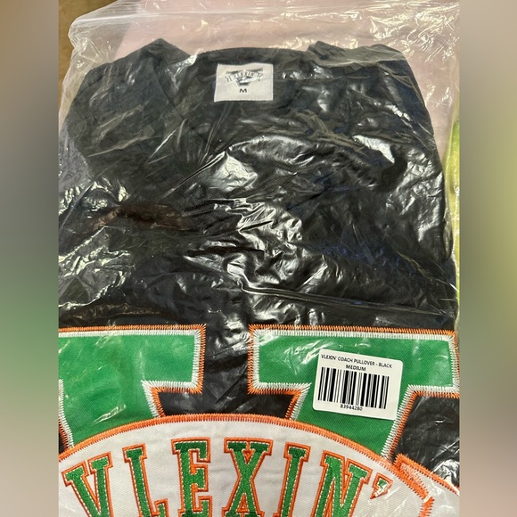 Vlexin Coach Pullover-Black - Picture 3 of 6